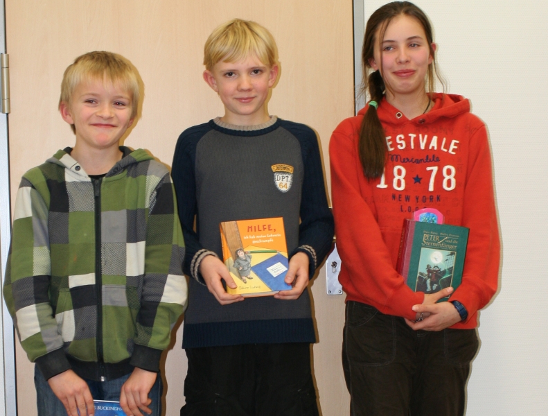 Jonte, Arne und Stephanie siegen beim Vorlesewettbewerb der 6. Klassen!